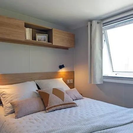 Maeva Escapades Country Park - Campsite 4*