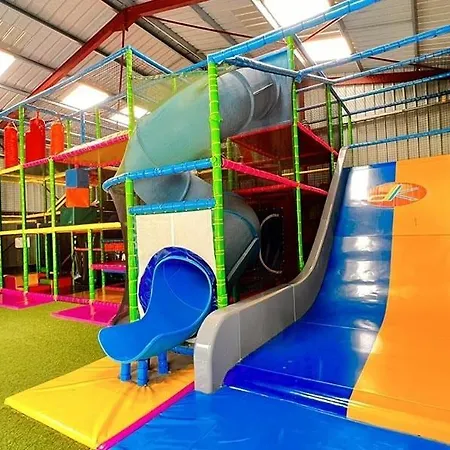 Maeva Escapades Country Park - Campsite Touquin
